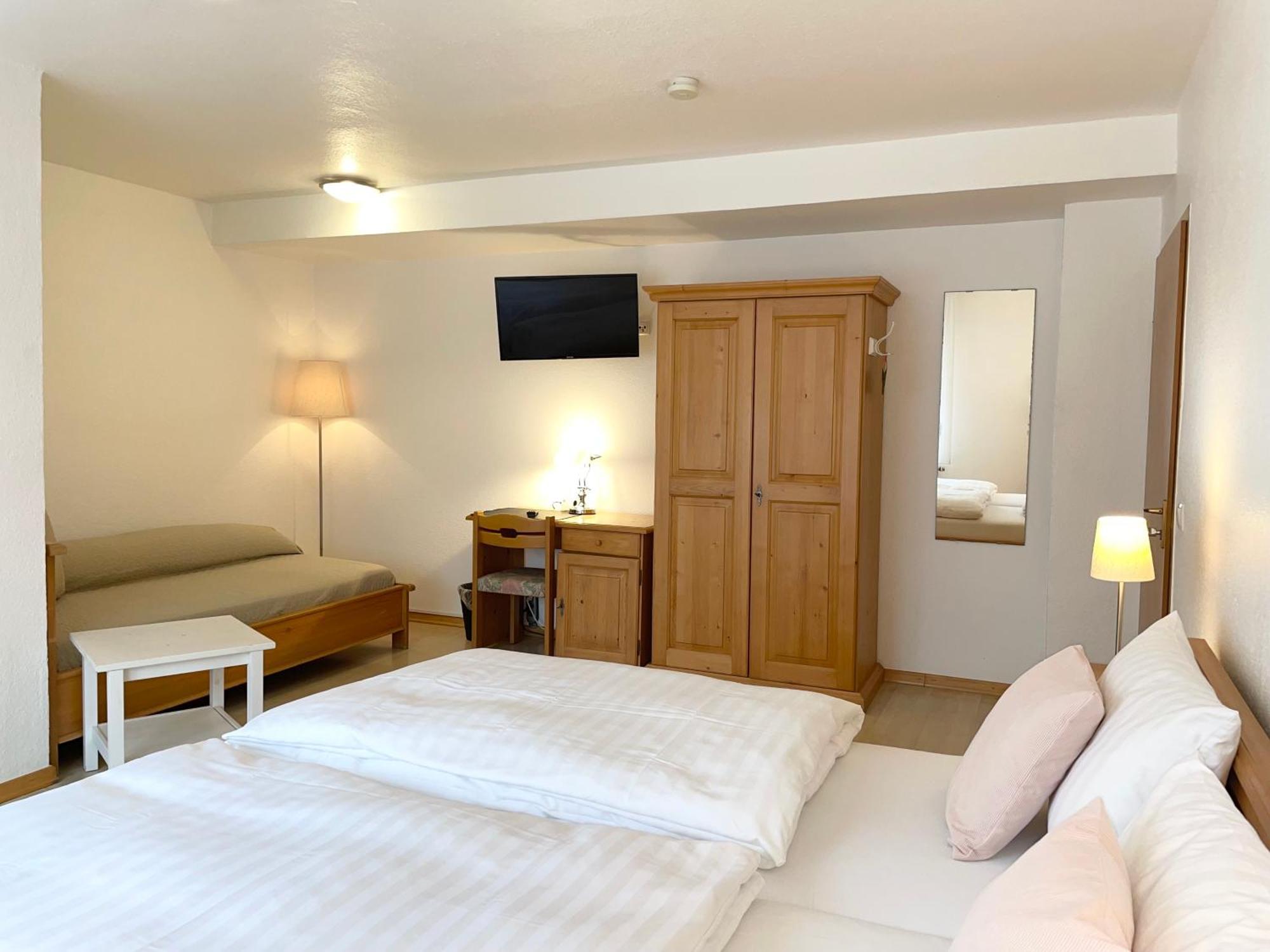 Hotel-Pension Hommen Κόμπλεντς Εξωτερικό φωτογραφία
