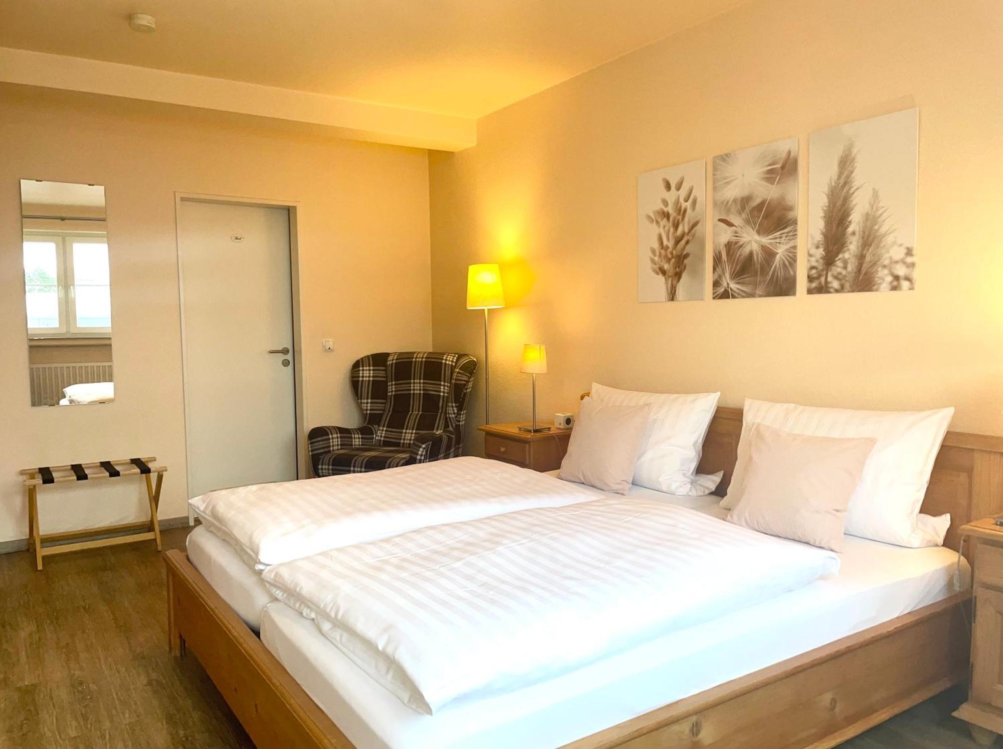 Hotel-Pension Hommen Κόμπλεντς Εξωτερικό φωτογραφία